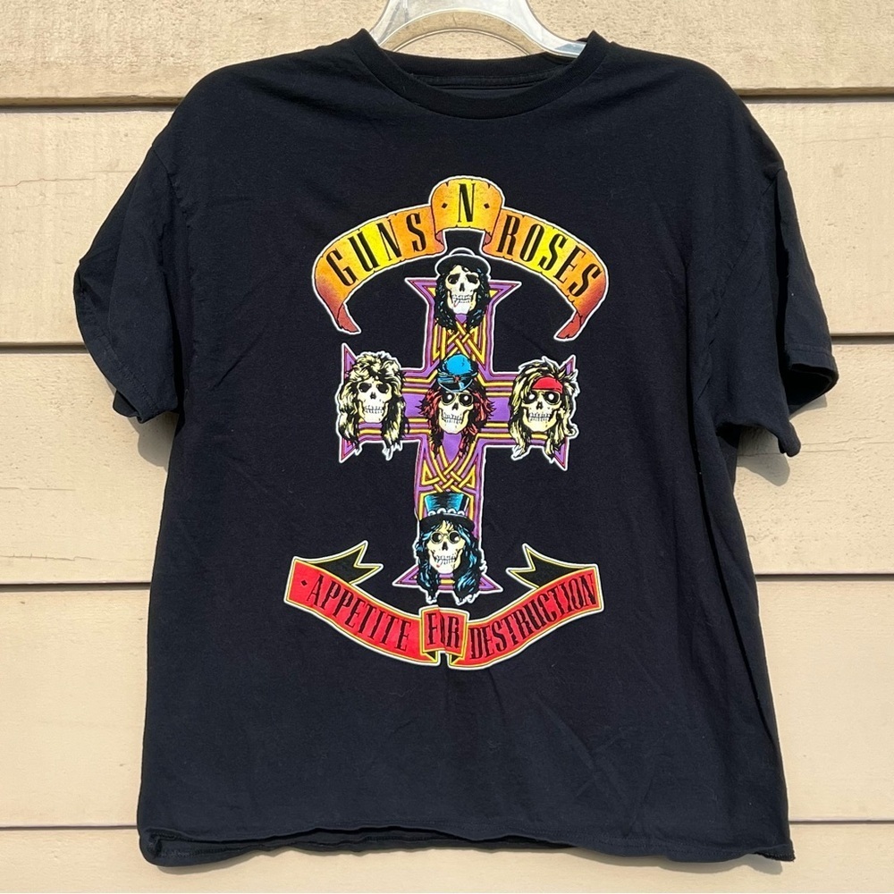 Guns & Roses black short sleeve t shirt
